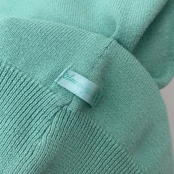 AE V-neck Sweater - Picture 4 of 6